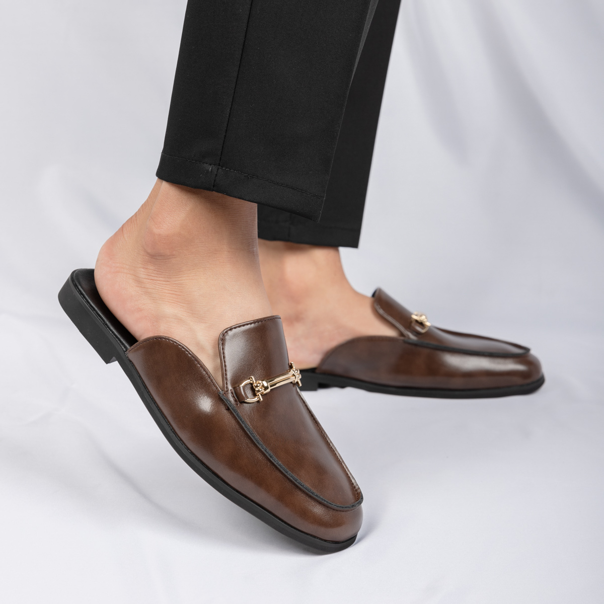 รองเท้าลำลองแบบสวมสำหรับผู้ชาย - Flip Flop Leather Men บทวิจารณ์และราคา