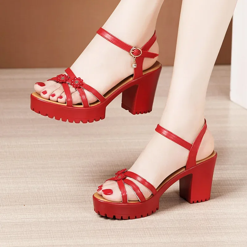 รองเท้าส้นสูงแบบแพลตฟอร์มหนังน - Casual Sandal Leather บทวิจารณ์และราคา